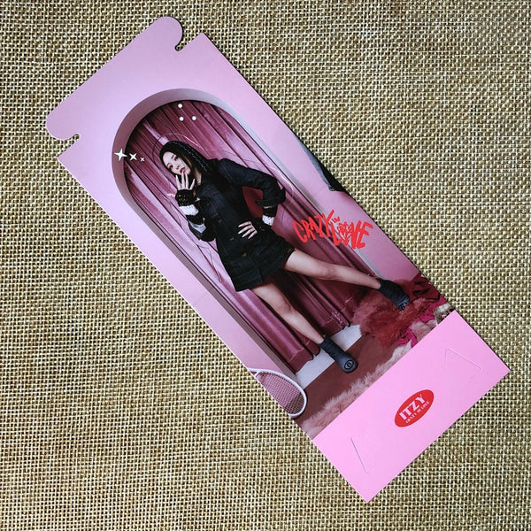 ITZY YUNA [CRAZY IN LOVE] Official Standing Card Photocard, 1st Album / Gift