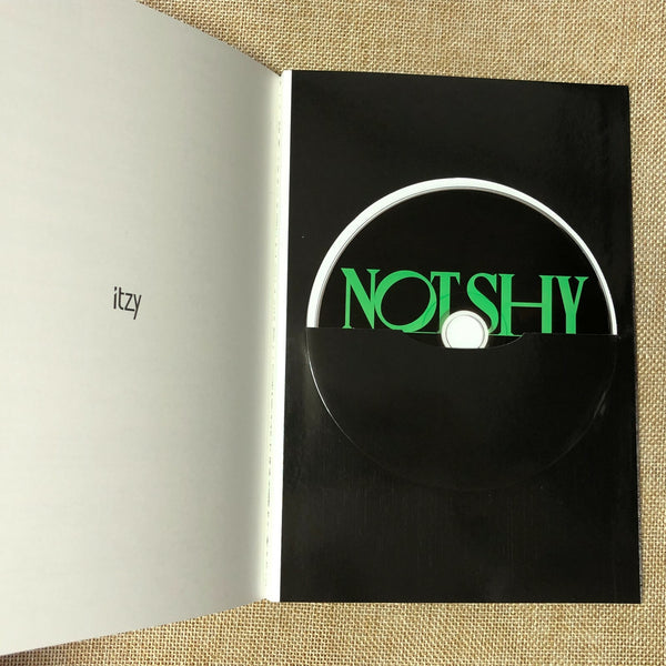 ITZY [ NOT SHY Album ] Photobook + CD, B Ver. / NO PC / New / Gift