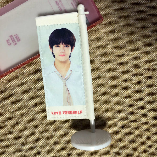 BTS V [ Love Yourself World Tour Concert ] Official Mini Flag / OPENED / Gift