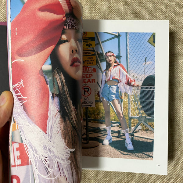 MAMAMOO HAND SIGNED [MIC ON] Promo Album Autographed Full Set / New, Rare / Gift