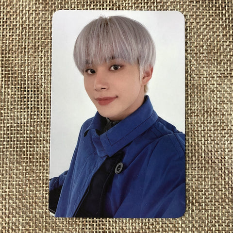 NCT 2021 JUNGWOO [UNIVERSE Photobook Ver.] Official Photocard, 3rd Album / Gift