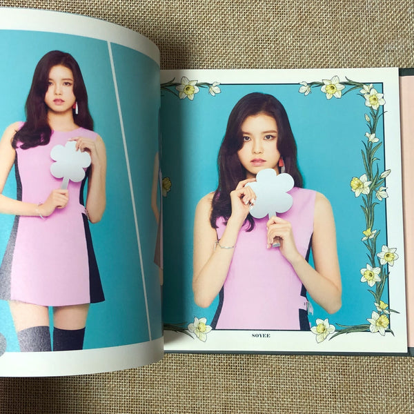 GUGUDAN [ Act.2 Narcissus ] 2nd Mini Album / CD + Photobook, NO PC / New