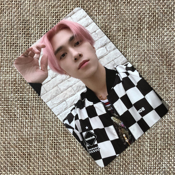 NCT HENDERY [ WayV KICK BACK ] Official Photocard, Hitchhiker Ver / New / Gift
