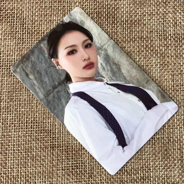 DREAMCATCHER SIYEON #2 [Apocalypse : Follow Us] Official Photocard / New / Gift