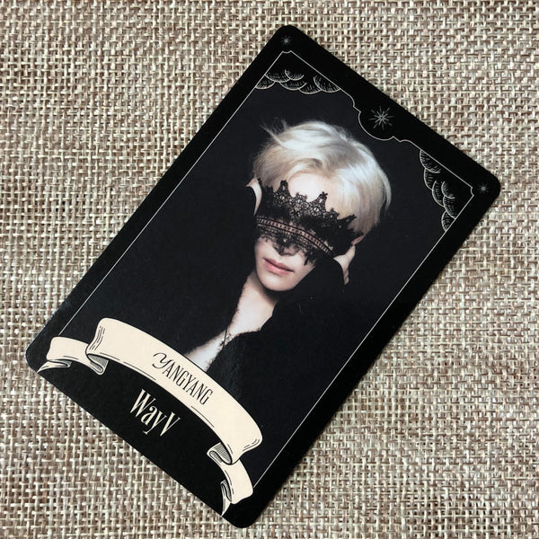NCT YANGYANG [WayV 2023 Season's Greetings] Official Photocard, SMTOWN / Gift