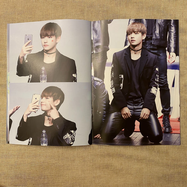 BTS V [ TAETAELAN Exhibition Mini Photobook ] 24 pg / New, Rare / Gift