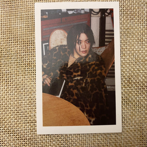 NCT 127 YUTA [ Fact Check ] Official Polaroid Photocard, QR / New, Rare / Gift