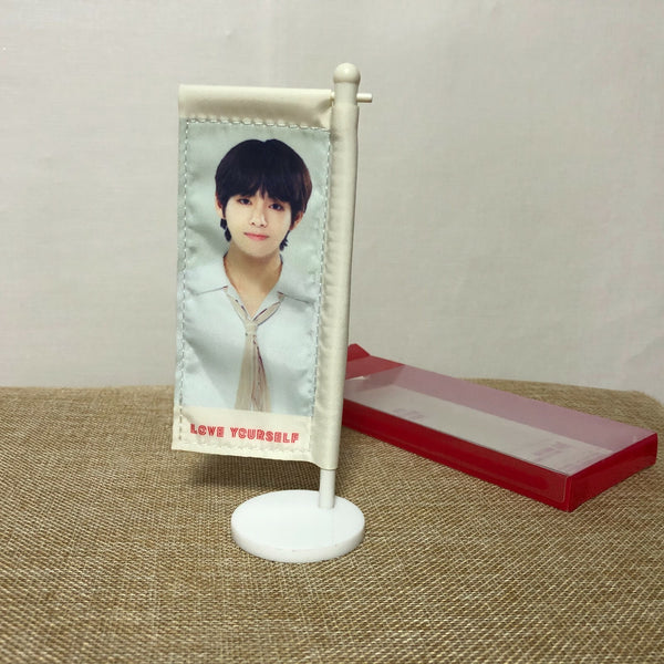 BTS V [ Love Yourself World Tour Concert ] Official Mini Flag / OPENED / Gift