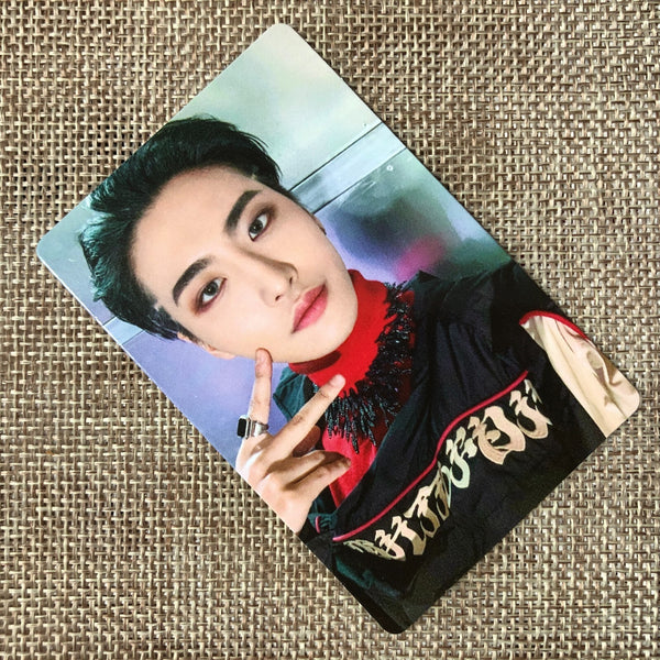 ATEEZ SEONGHWA [THE WORLD EP.1 : MOVEMENT] Official Photocard, Z Ver / Gift