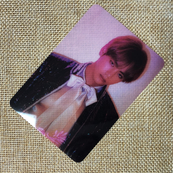 BTS V [ The Wings Tour Essay Book ] Official Photocard / New, Rare / Gift