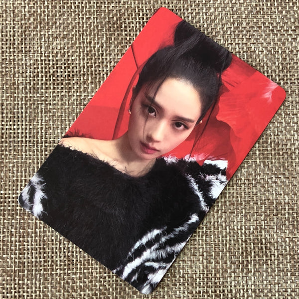 BLACKPINK JISOO [ ME ] Official Photocard, Solo 1st Single Red Ver. / New / Gift
