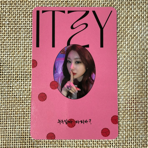 ITZY CHAERYEONG #5 [ GUESS WHO ] Official Special Photocard / New / Gift