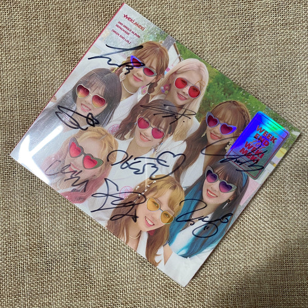 WEKI MEKI All Member SIGNED Promo Album Autographed Full Set [ WEEK END ] +Gift