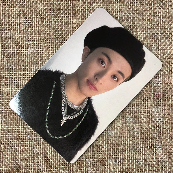 NCT 2021 MARK [ UNIVERSE ] Official Photocard, Jewel Case Ver. / New / Gift