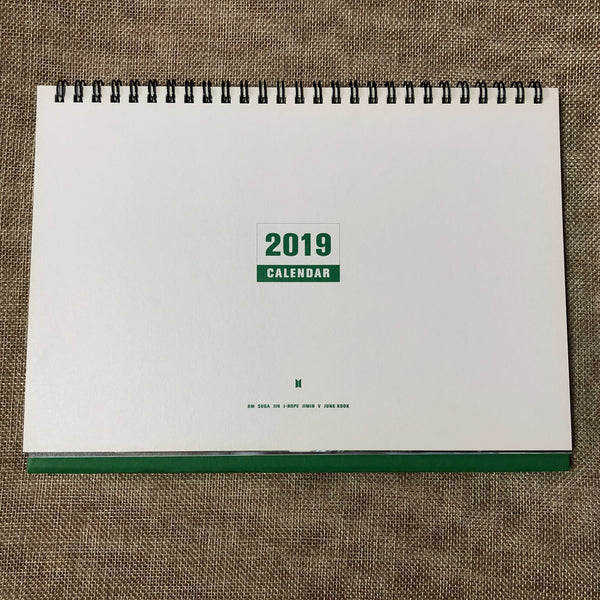 BTS [ 2019 Season's Greetings ] Official Desk Calendar / New, Rare / Gift