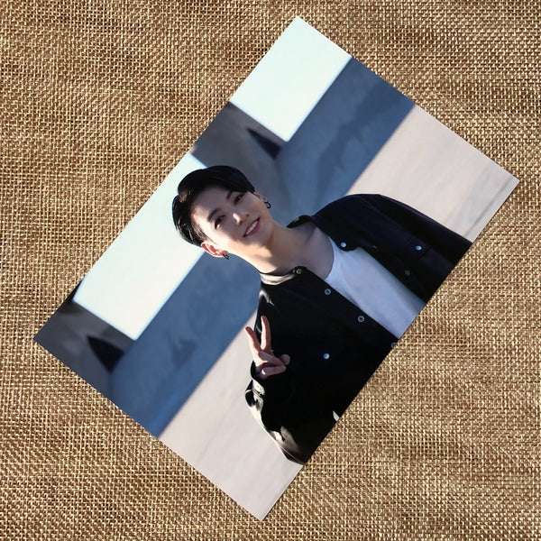 BTS JUNGKOOK [ Memories of 2020 WEVERSE Blu-ray ] Official Photo / New / Gift