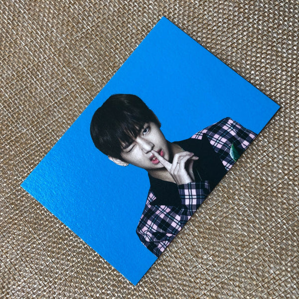 BTS V 1/8 [ The Wings Tour Final Concert ] Official Mini Photocard / New / Gift