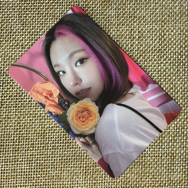ITZY YEJI #4 [ CRAZY IN LOVE ] Official Photocard, 1st Album / New / Gift