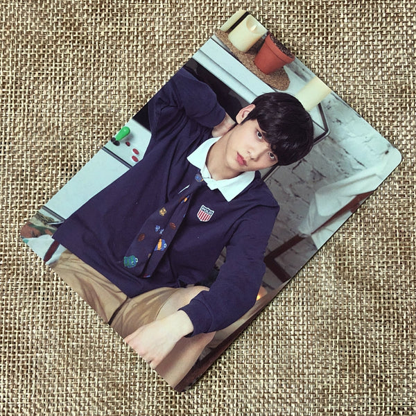 TXT SOOBIN 6/8 [2021 Shine Together Fanlive] Official Mini Photocard / Gift