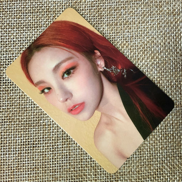 ITZY YEJI #5 [ GUESS WHO ] Official Special Photocard / New / Gift