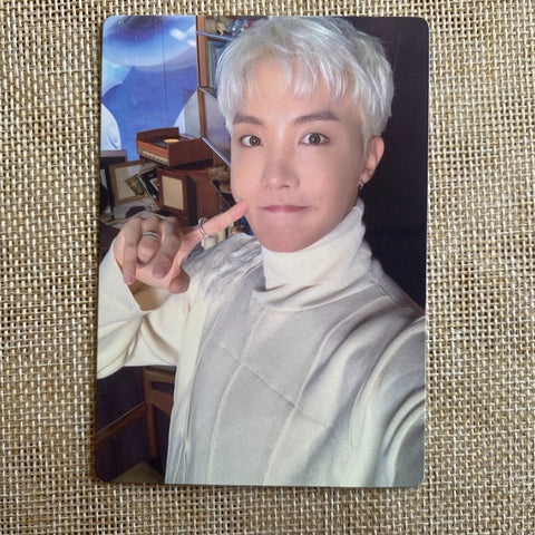 BTS J-HOPE #2 [2021 Holiday Collection Little Wishes] Official Photocard / Gift