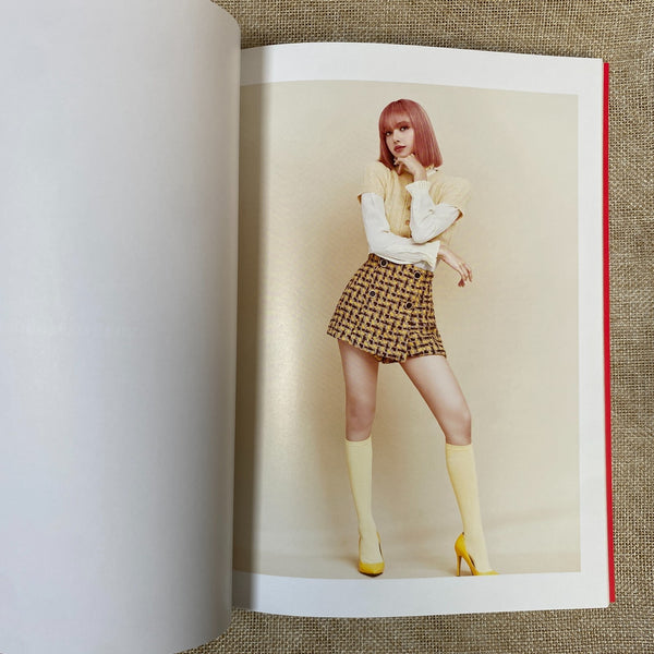 BLACKPINK [ 2022 Welcoming Collection ] Official Photobook / New, Rare / Gift