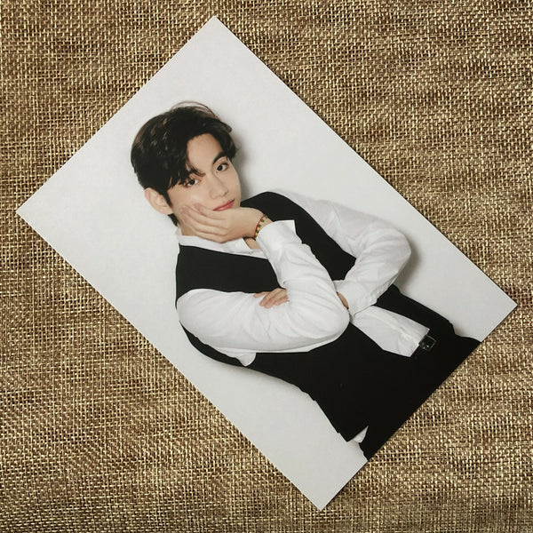 BTS V TAEHYUNG [ 2021 NEW YEAR'S EVE LIVE ] Official Postcard / New / Gift