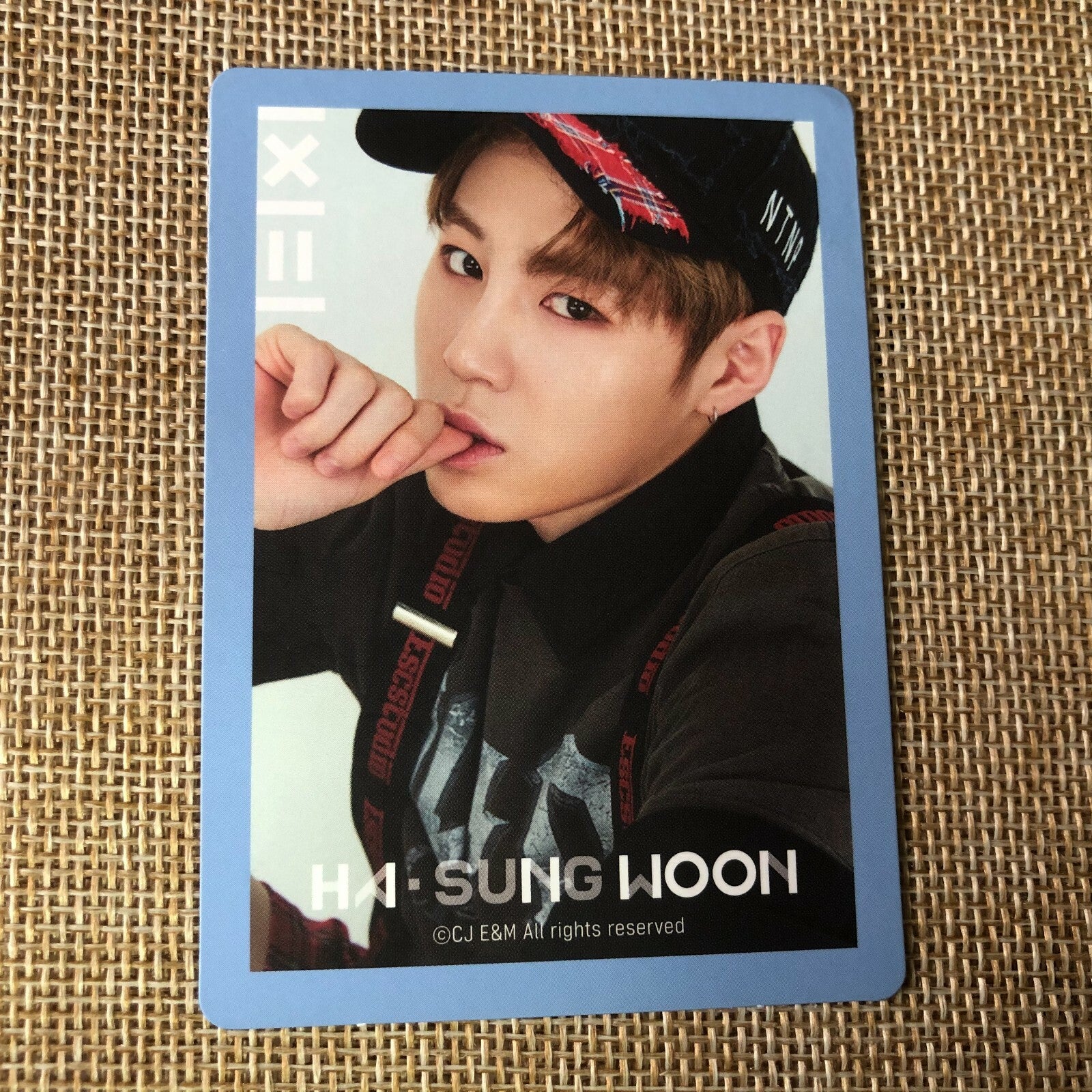 WANNA ONE HA SUNGWOON [ TO BE ONE ] Official Photocard, Sky ver. / New / Gift