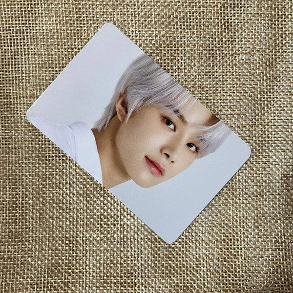 NCT JUNGWOO [ 2022 Season's Greetings SM Store ] Official Photocard / New / Gift