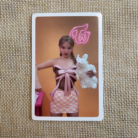 TWICE NAYEON [ Between 1&2 POB Preorder benfit Official Photocard ] / NEW /+GFT
