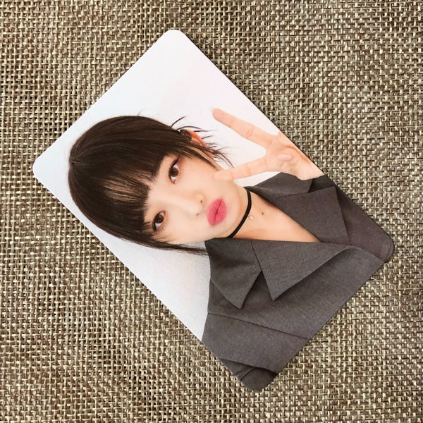 IVE REI [ ELEVEN ] Official Photocard, VER. B / New / Gift