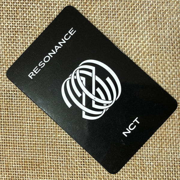 NCT 2020 LUCAS [Resonance Pt.2] Official Photocard, Yizhiyu Fansign / New / Gift