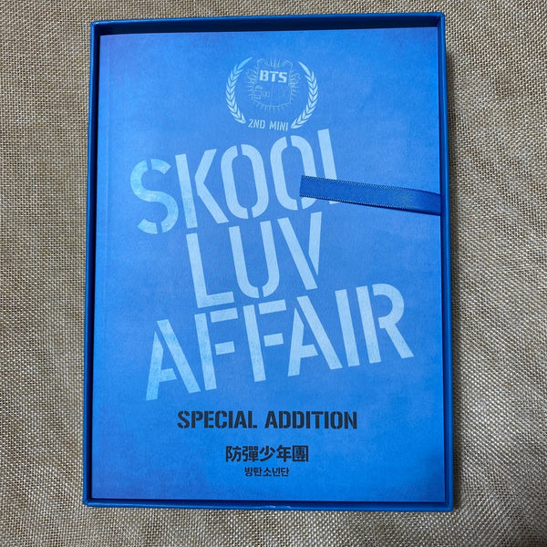 BTS [Skool Luv Affair] Official 2 DVD + CD + Photobook, Special Edition / Gift
