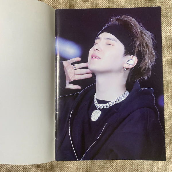BTS SUGA [ Shadow Exhibition Photobook ] 15x21 cm, 30 p / Good, Rare / Gift