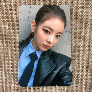ITZY LIA [ GUESS WHO Soundwave POB ] Official Photocard / New / Gift