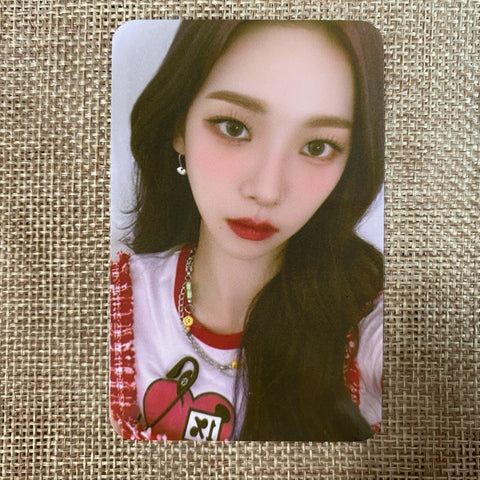 AESPA GISELLE [2022 FAN MEETING MY SYNK. Bracelet] Official Photocard / Gift
