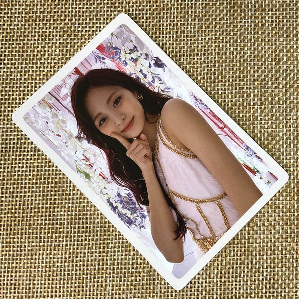 TWICE TZUYU [ MORE & MORE Pre-Order Official Photocard ] New /+GFT