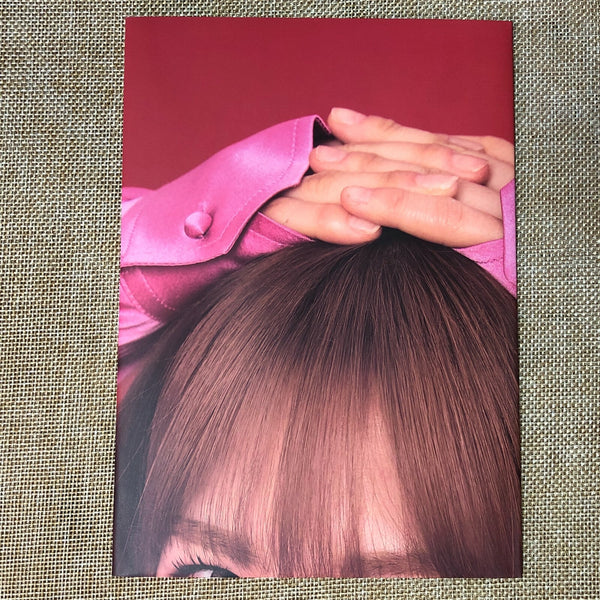 RED VELVET WENDY #2 [2018 Season's Greetings] Official Folded Poster / Gift
