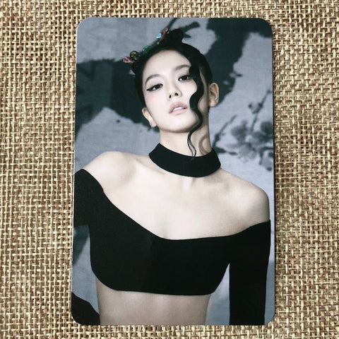 BLACKPINK JISOO [ME Yg Select] Official Photocard, Solo 1st Single / New / Gift