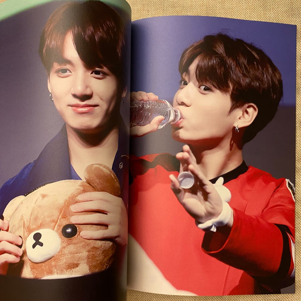 BTS JUNGKOOK [DREAMING VILLAGE Exhibition] Photobook, 42 pg 21x29 cm / Gift