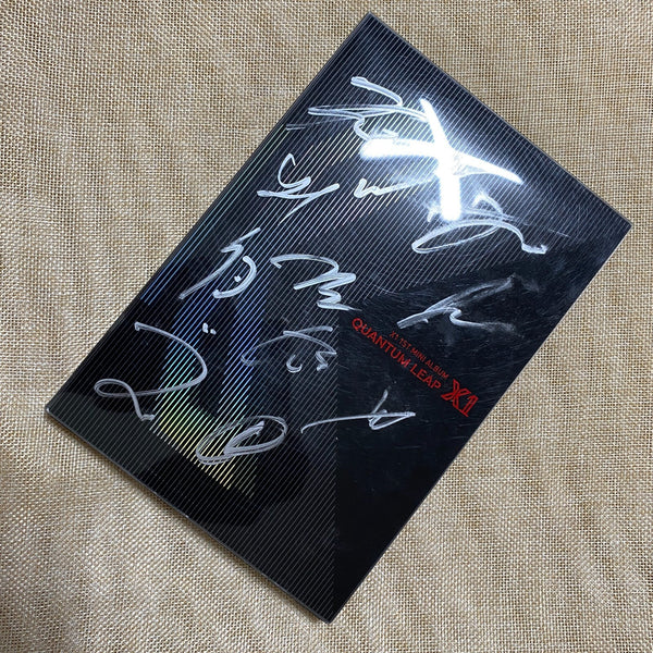 X1 #2 [QUANTUM LEAP] All Member Signed Autographed Promo Album with Goods / Mint