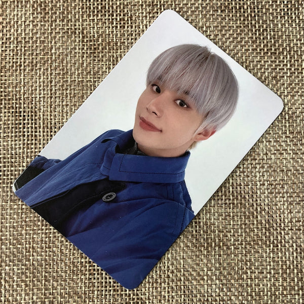 NCT 2021 JUNGWOO [UNIVERSE Photobook Ver.] Official Photocard, 3rd Album / Gift