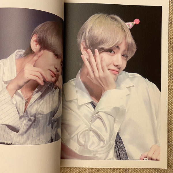 BTS V [ IN THE SNOW Exhibition Photobook CRESCENDO ] 44 pg, 21x29cm / New / Gift