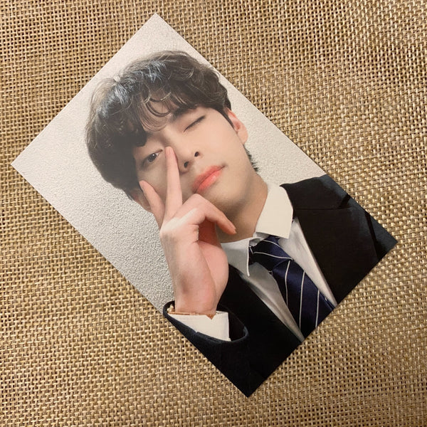 BTS V [ Fanclub ARMY 8th Membership Kit ] Official Photocard / New, Rare / Gift