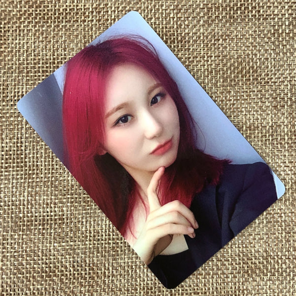 IZ*ONE CHAEYEON #2 [ ONEIRIC THEATER ] Official Photocard / New / Gift