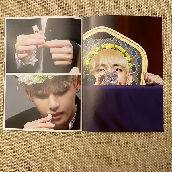 BTS V [ POINT TAETAELAND Exhibition Mini Photobook ] 16 pg / New / Gift