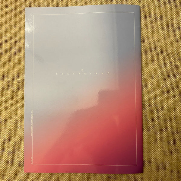 BTS V [ TAETAELAN Exhibition Mini Photobook ] 24 pg / New, Rare / Gift