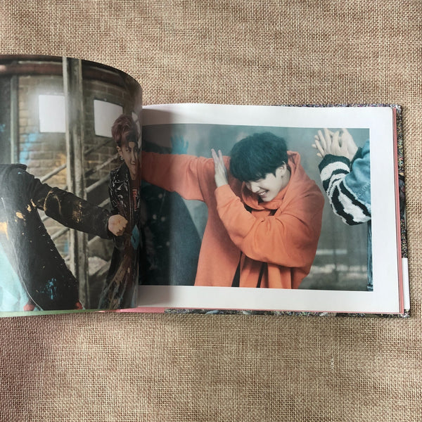 BTS HAND SIGNED #1 [YOU NEVER WALK ALONE Album] CD+Photobook, Promo / New / Gift
