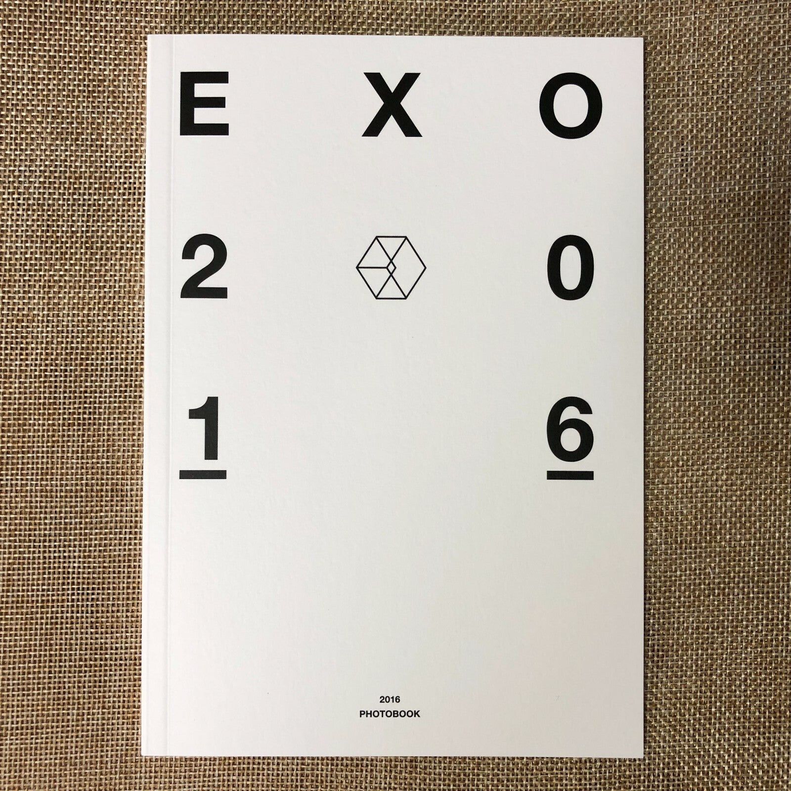 EXO GROUP [ 2016 Season's Greetings ] Official Photobook / New, Rare / Gift