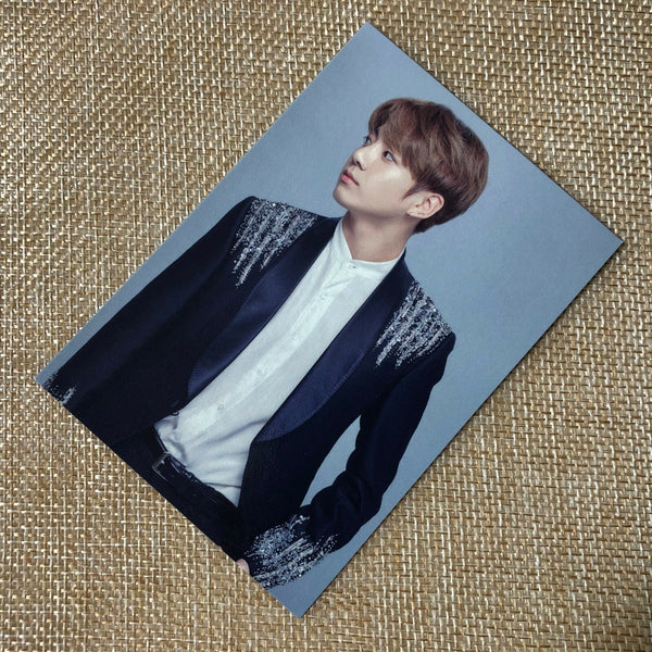 BTS JUNGKOOK 3/6 [The Wings Tour Final Concert] Official Mini Photocard / Gift